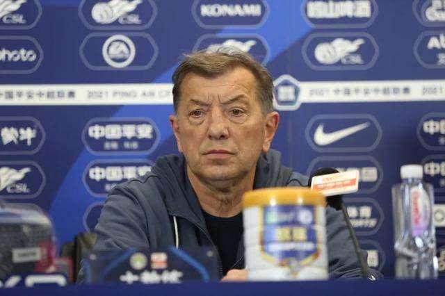 足球直播-强敌来袭萨布利奇大赞申花 不是决战要为决战绸缪