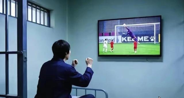 英超直播-李平康:李铁能否看U23国足不知道,但之前赌球那些人能看中超